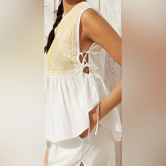 Celandine Embroidered Yellow and White Sleeveless Top - Picture 16 of 16